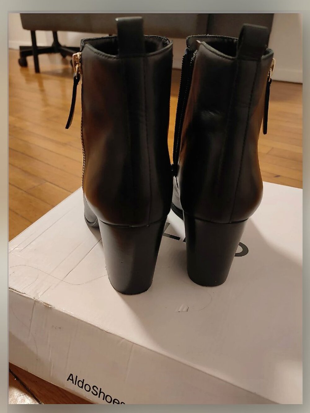Black ALDO Ankle Boots – Size 9 – Worn Only Twice - Picture 4 of 4